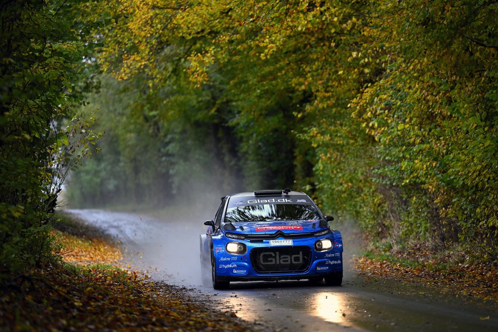 “Når det var vådt, og der lå blade på vejene, blev det hele rimeligt udfordrende,” siger Kenneth Madsen om lørdagens løb 
(Foto: Flemming Jensen)